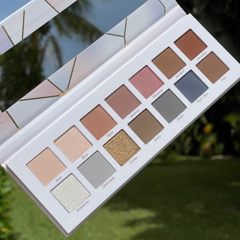 LAURA GELLER Eyeshadow Palette Seasonless Staples 14 Multi-Finish Quartz…